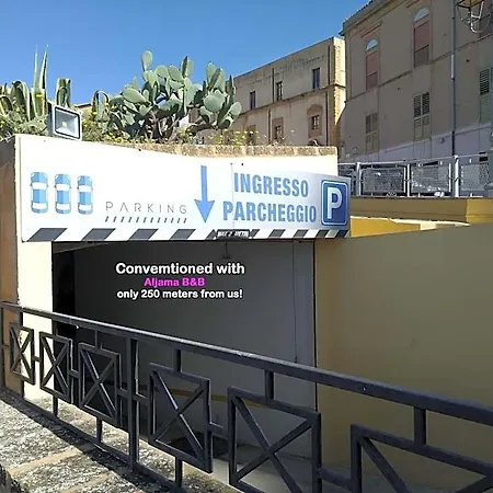 Bed & Breakfast Aljama - Downtown
