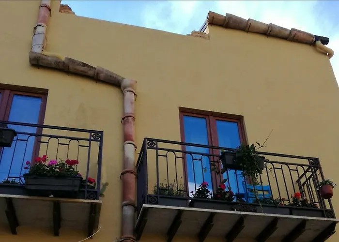 Aljama - Downtown Bed & Breakfast